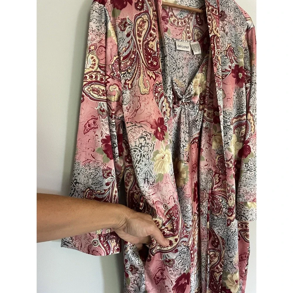 Delicates Satin Slip Nightgown‎ With Matching Robe. Medium. Pajama Set.